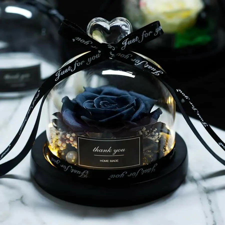 black mini preserved rose